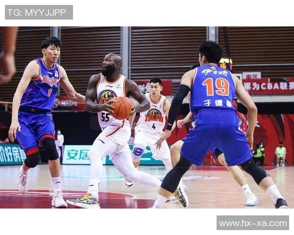 成都篮球队与西安篮球队赛后分析实力对比与战术总结